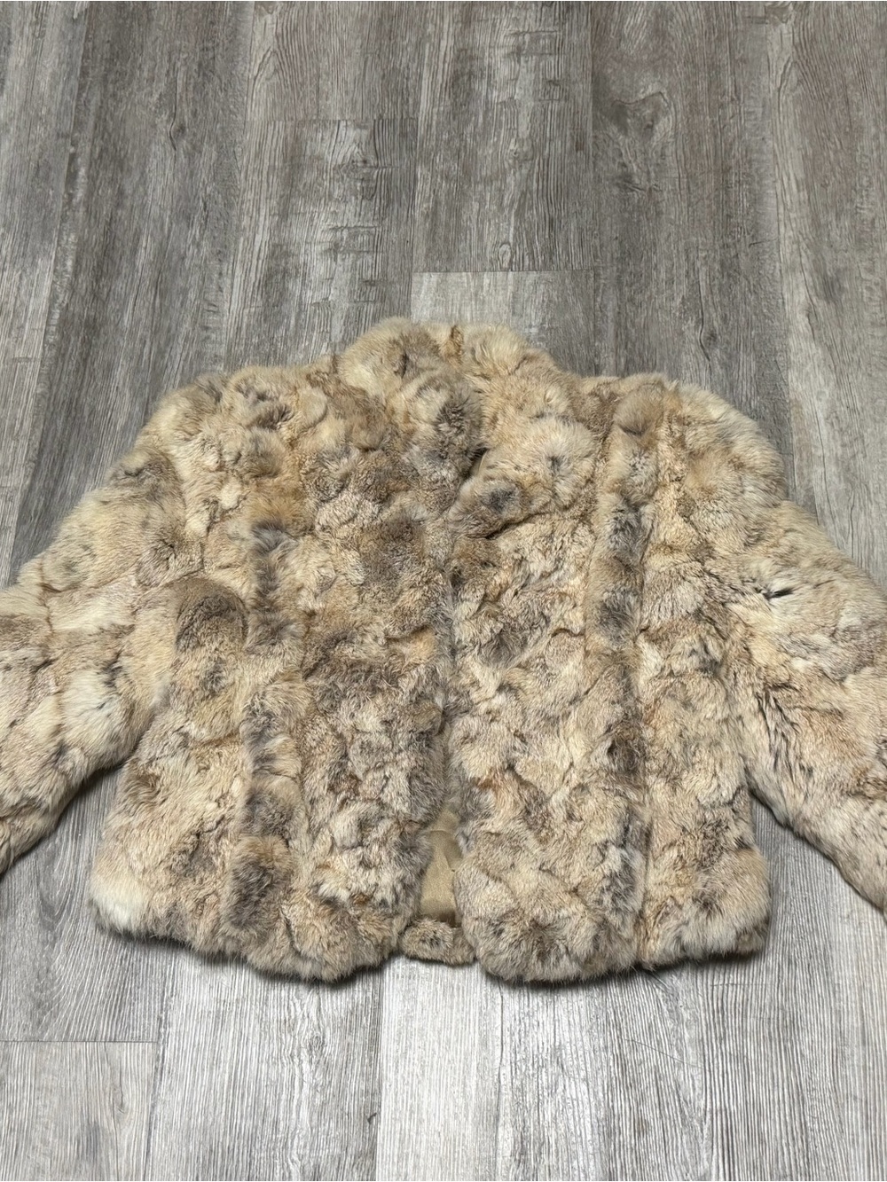 Beige Tan VTG Rabbit Fur Women’s Jacket - Luxury Crop Short Coat Latch Sz Med